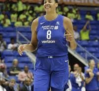 Cambage foi a cestinha da partida (divulgação/WNBA